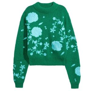 Green mohair + wool sweater with blue embroidered flowers / Mohair-blend